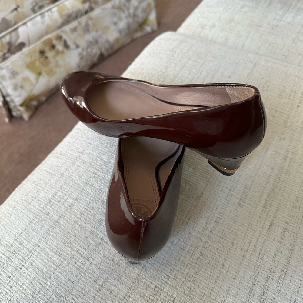 Tory Burch Women’s slip Pumps